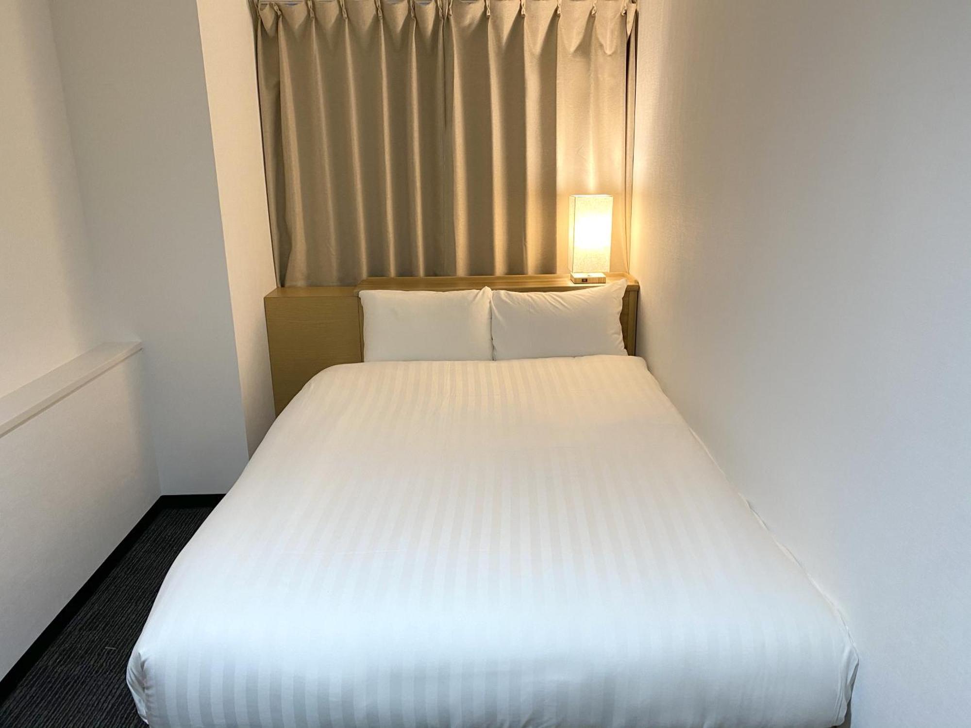 Santiago Hotel Хирошима Стая снимка